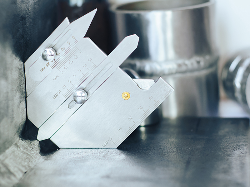 Візуальний та вимірювальний контроль